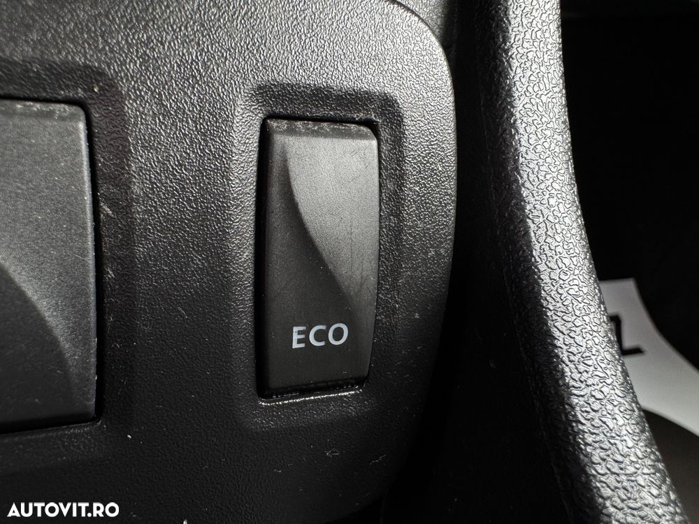 Dacia Duster dCi 110 FAP 4x2 Prestige - 19