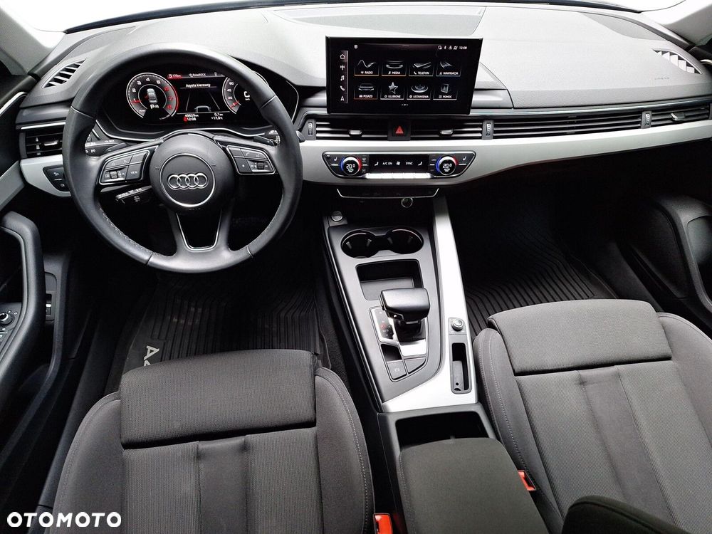 Audi A4 Limousine - 10