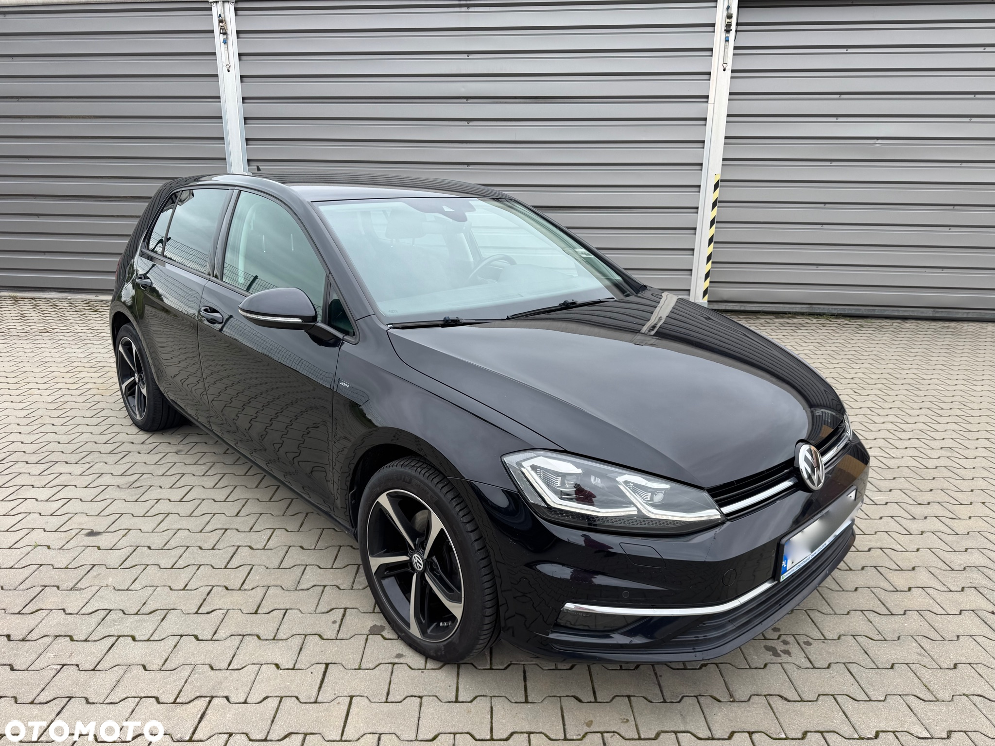 Volkswagen Golf - 3