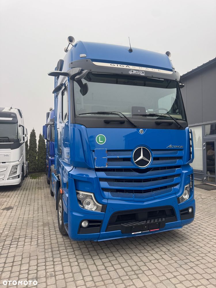 Mercedes-Benz Actros 18.48 GIGA-SPACE - 3