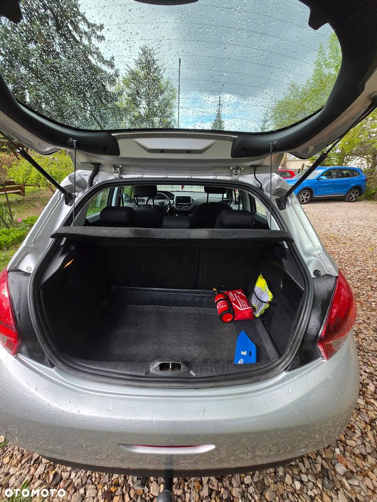 Peugeot 208 1.2 PureTech Active - 4