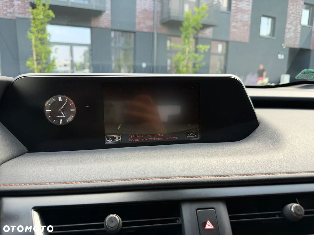 Lexus UX 200 GPF Business 2WD - 37