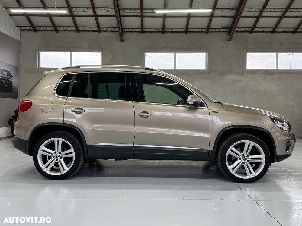 Volkswagen Tiguan 2.0 TDI DPF 4Motion BlueMotion Technology DSG Lounge Track & Style - 8