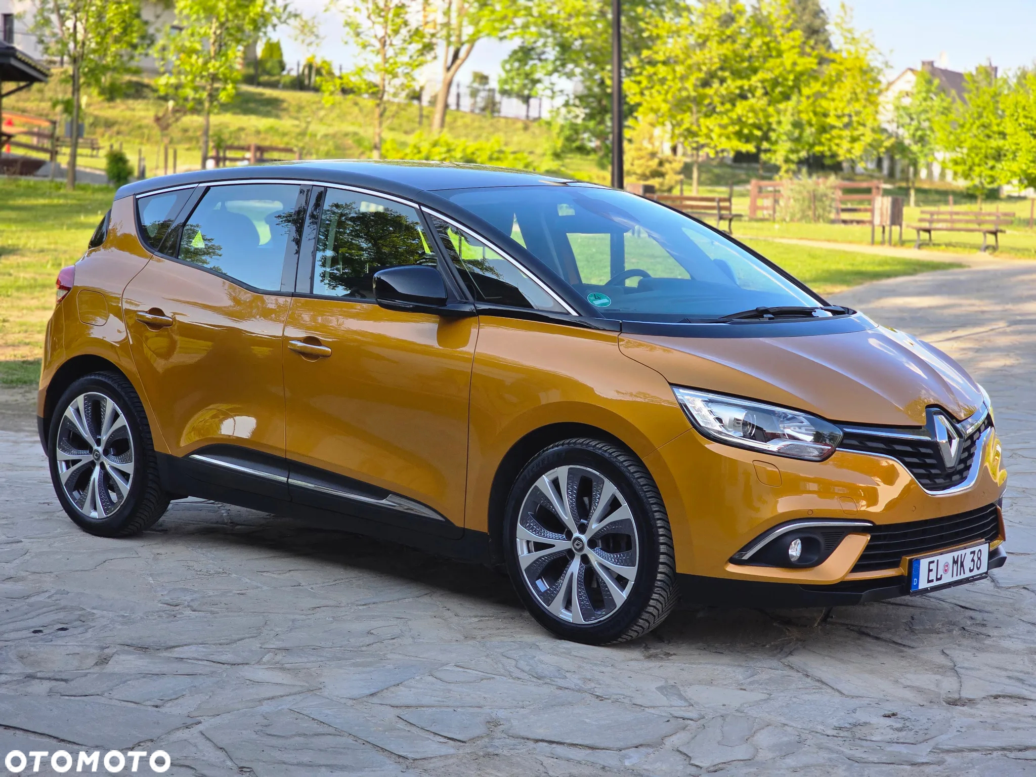 Renault Scenic 1.5 dCi Energy Limited EDC EU6 - 10