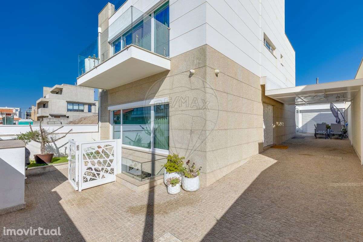 Moradia T2 para venda - Grande imagem: 3/50