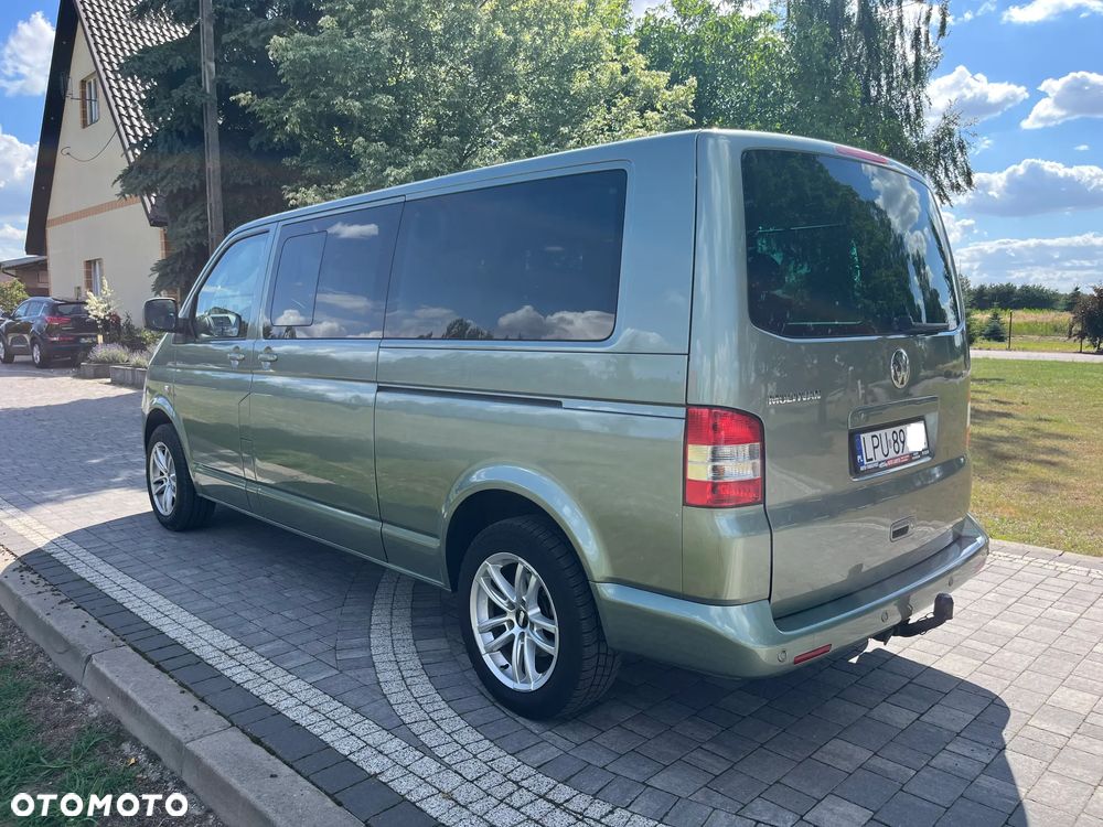 Volkswagen Multivan - 10