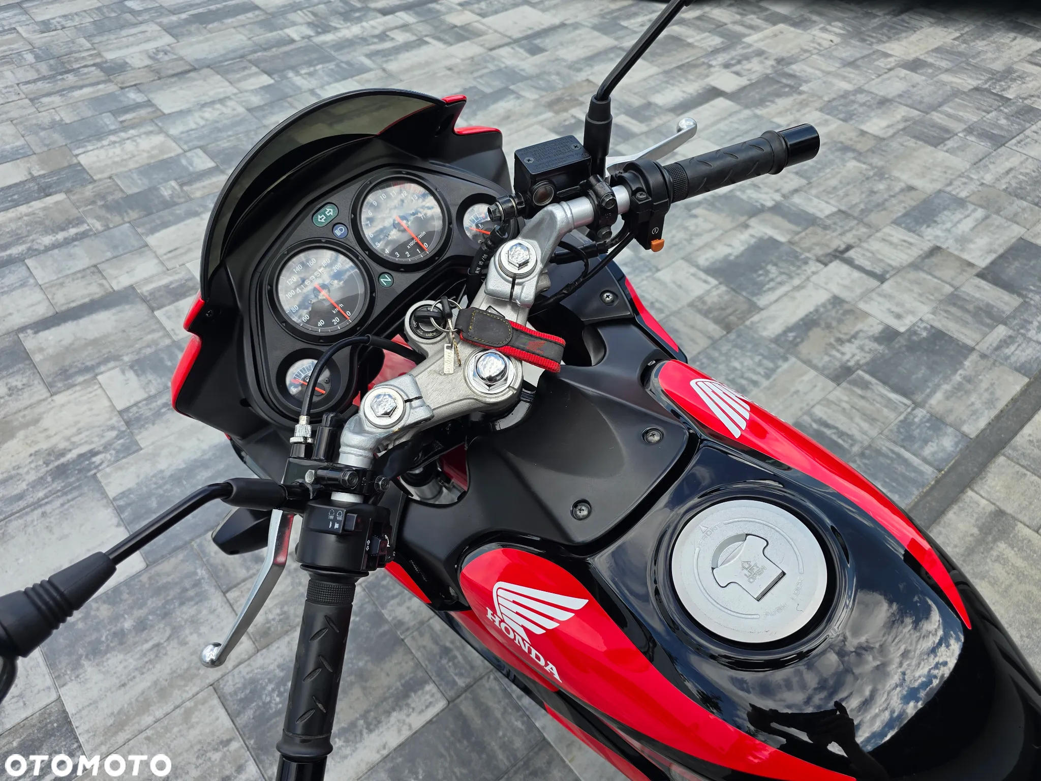 Honda CBR - 10