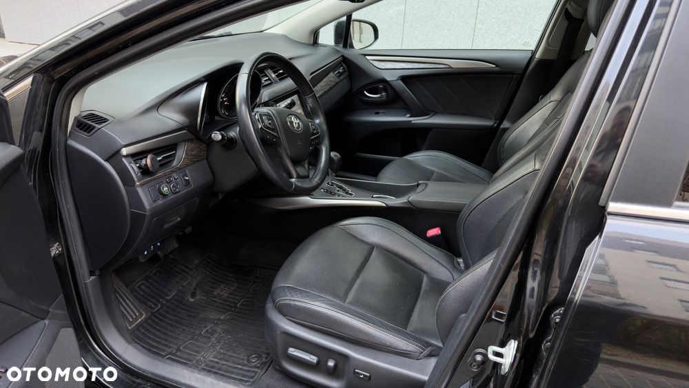 Toyota Avensis Touring Sports 1.8 Multidrive S Executive - 5