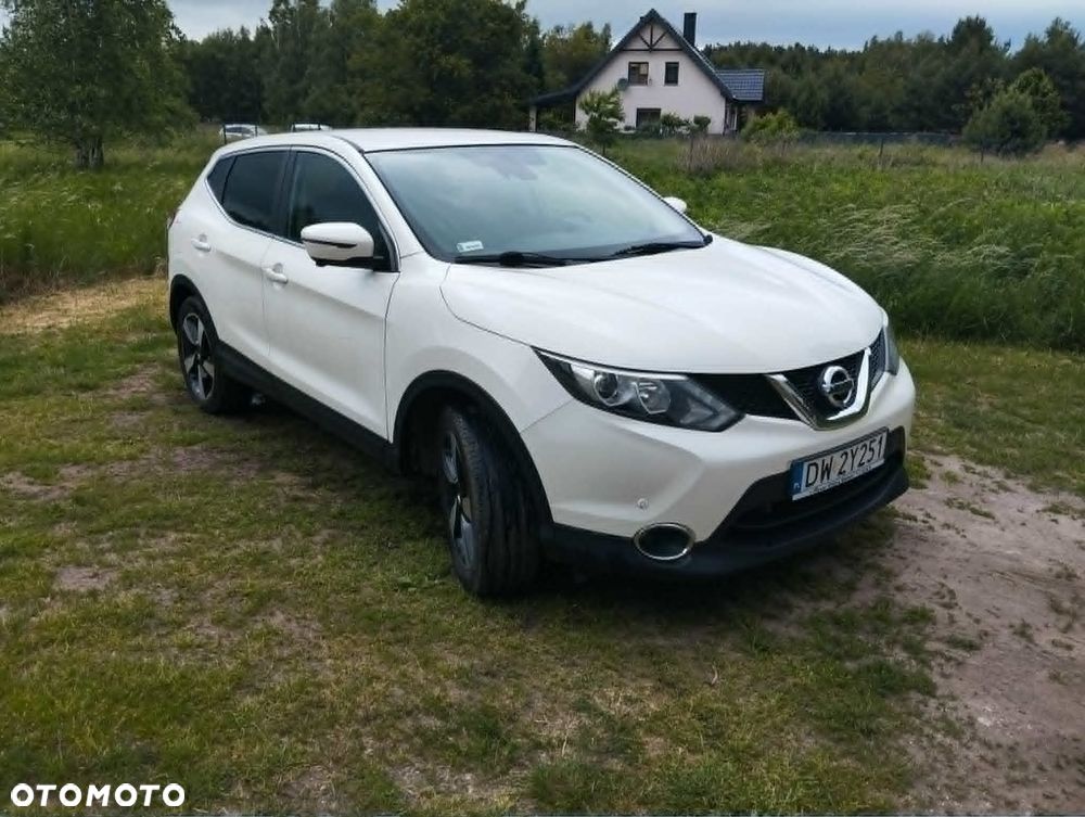 Nissan Qashqai 1.2 DIG-T N-Connecta EU6 - 3