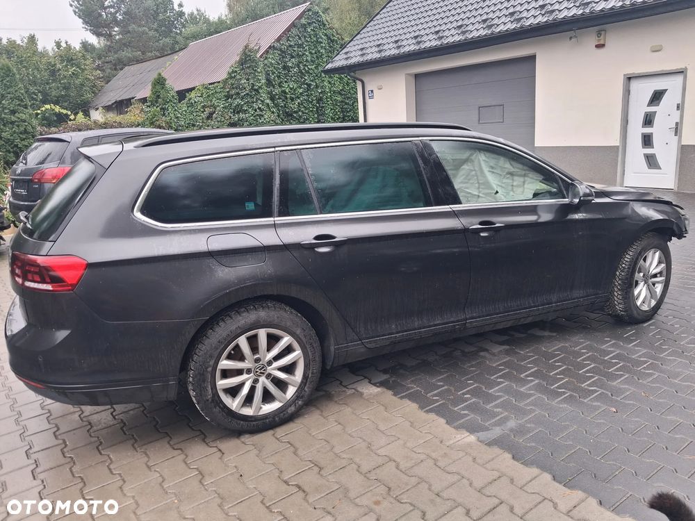 Volkswagen Passat 2.0 TDI SCR Business Plus DSG - 1