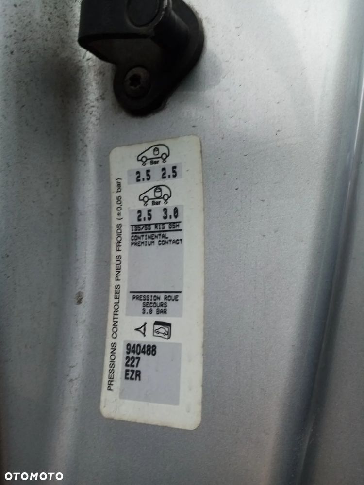 PEUGEOT 206 CC 1.6 16V NFU - FOTEL PRZÓD LEWY PRAWY KANAPA - 14