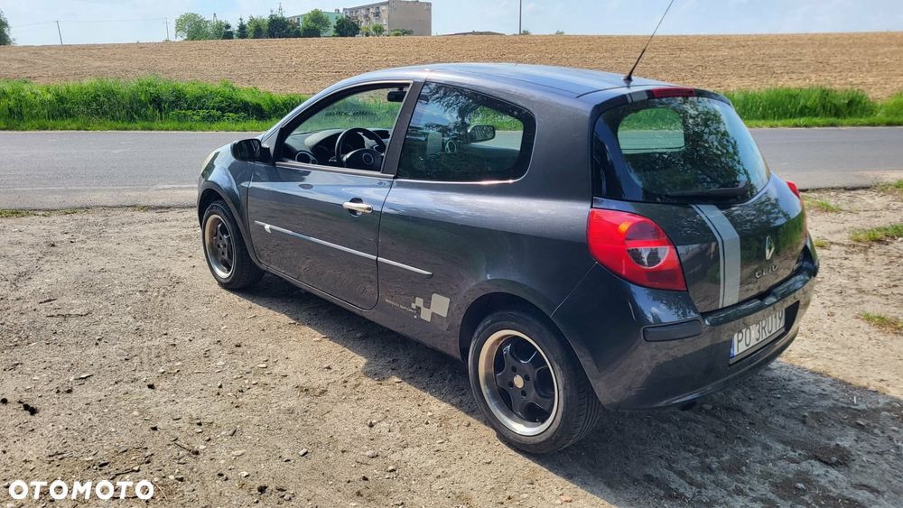 Renault Clio - 3
