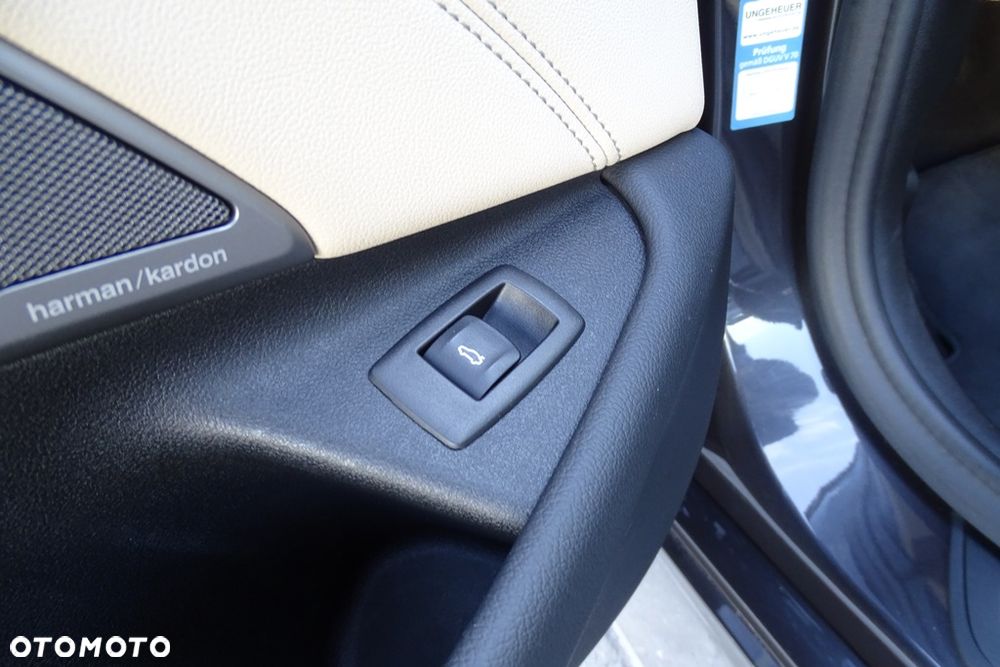 BMW Seria 5 530i Sport Line - 17