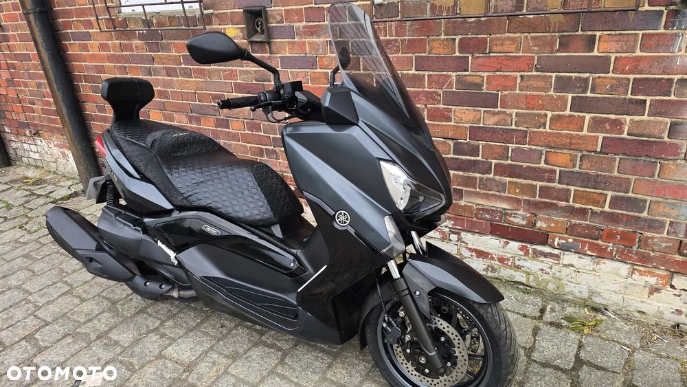Yamaha X-max - 23