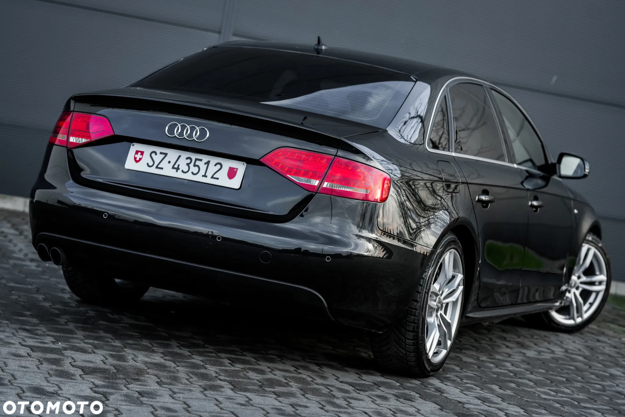 Audi A4 2.0 TFSI Quattro Line S tronic - 10