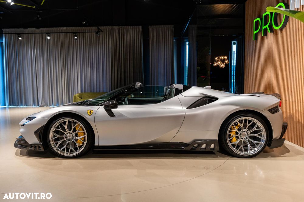 Ferrari SF90 Stradale - 10