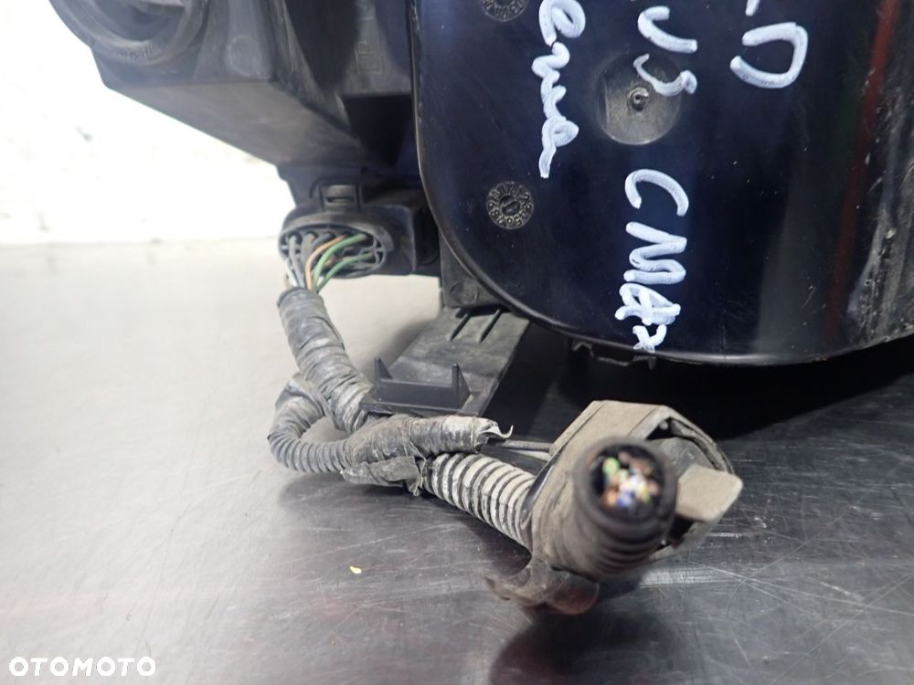 LAMPA LEWA PRZEDNIA FORD FOCUS C-MAX 1.8 - 5