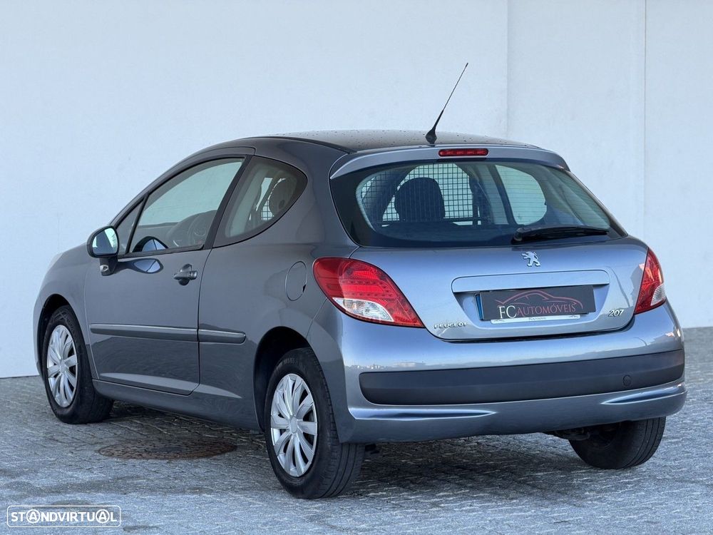Peugeot 207 1.4 HDi XA - 18