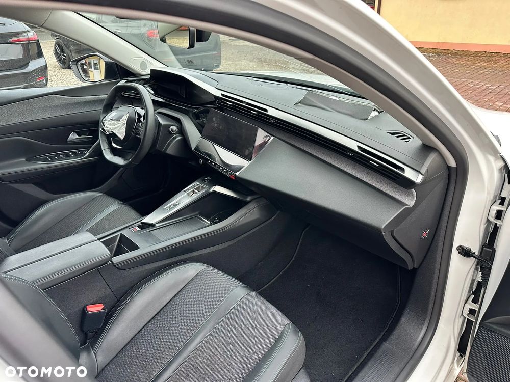 Peugeot 308 BlueHDi 130 EAT8 Allure - 9