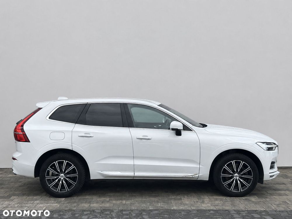 Volvo XC 60 - 4