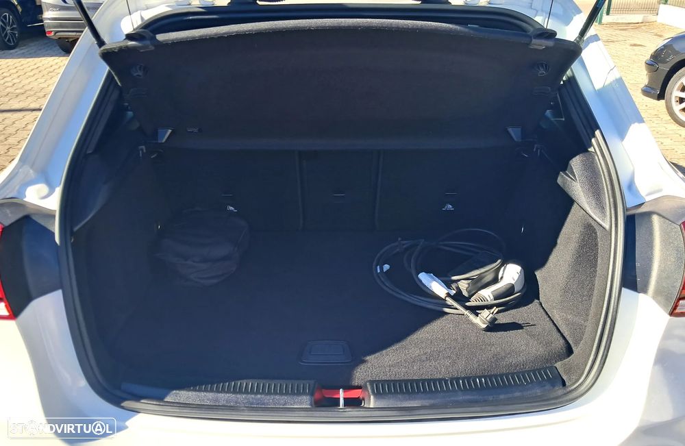 Mercedes-Benz A 250 e Progressive - 15