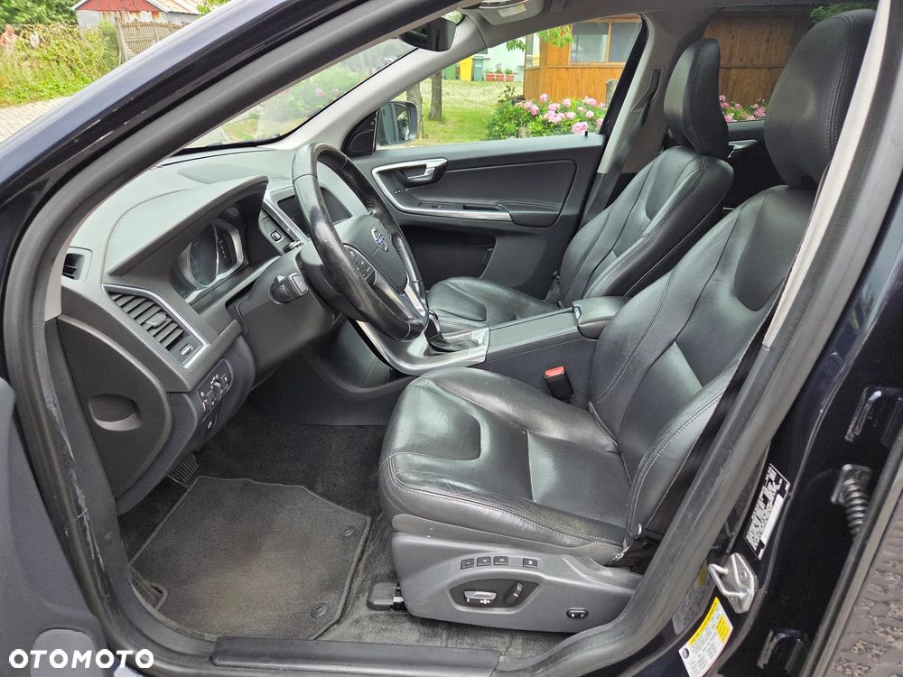 Volvo XC 60 T6 AWD Geartronic Summum - 5