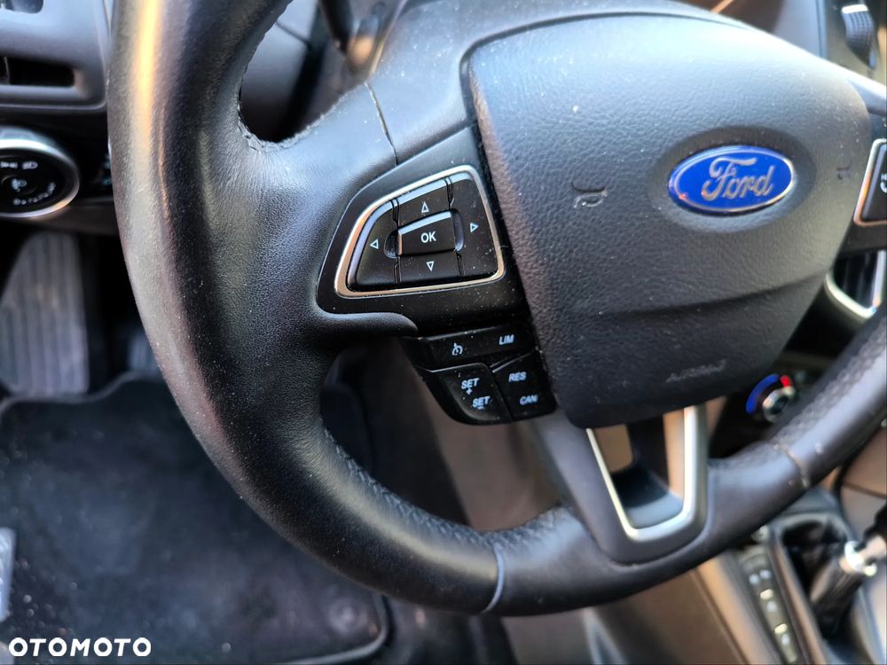 Ford Focus 1.0 EcoBoost Edition - 18