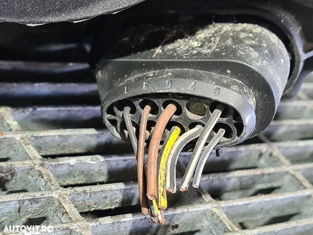 Far Stanga Volkswagen Tiguan 5N Facelift 2011 - 2015 SUV 4 Usi (953) Fara xenon CRĂPAT ... - 5