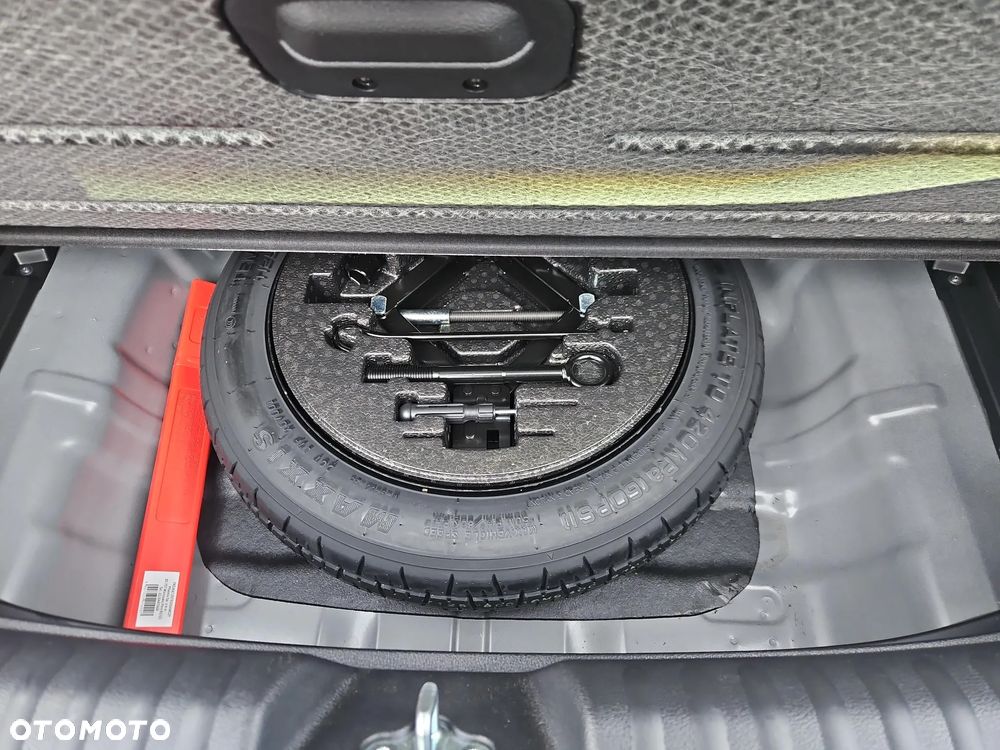 Kia XCeed 1.5 T-GDI M - 25