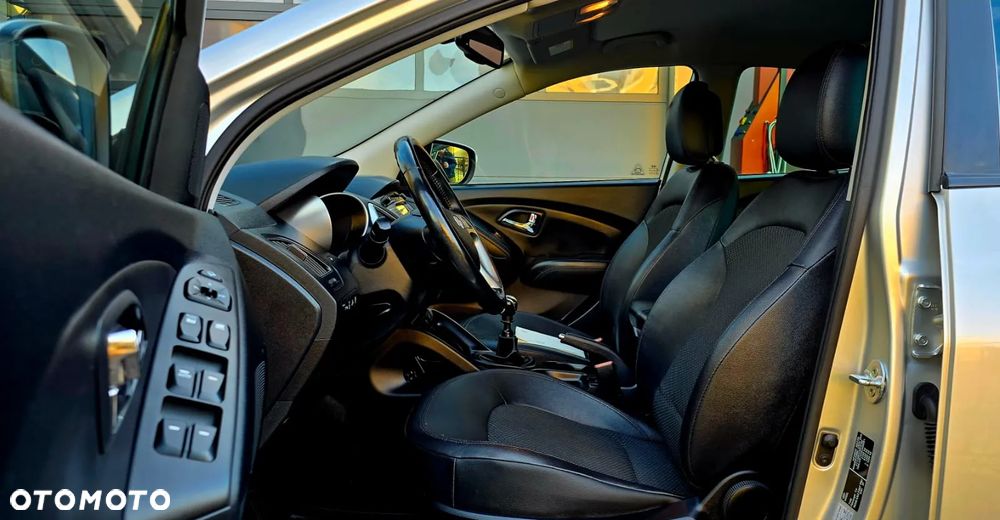 Hyundai ix35 2.0 CRDi Premium 4WD - 24