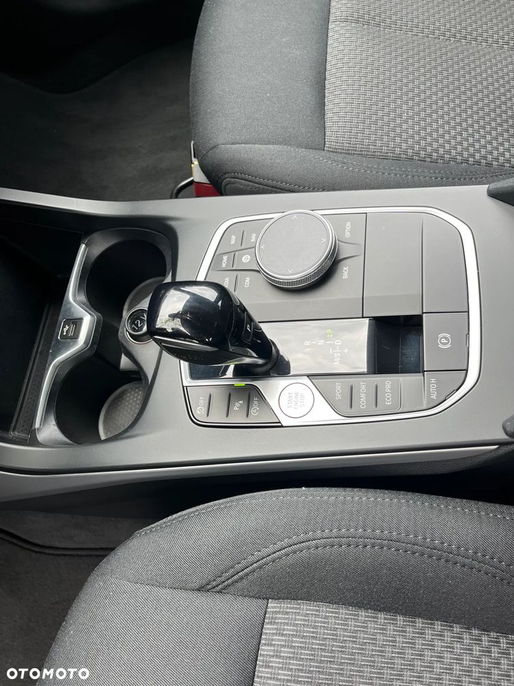 BMW Seria 1 118i Advantage - 9