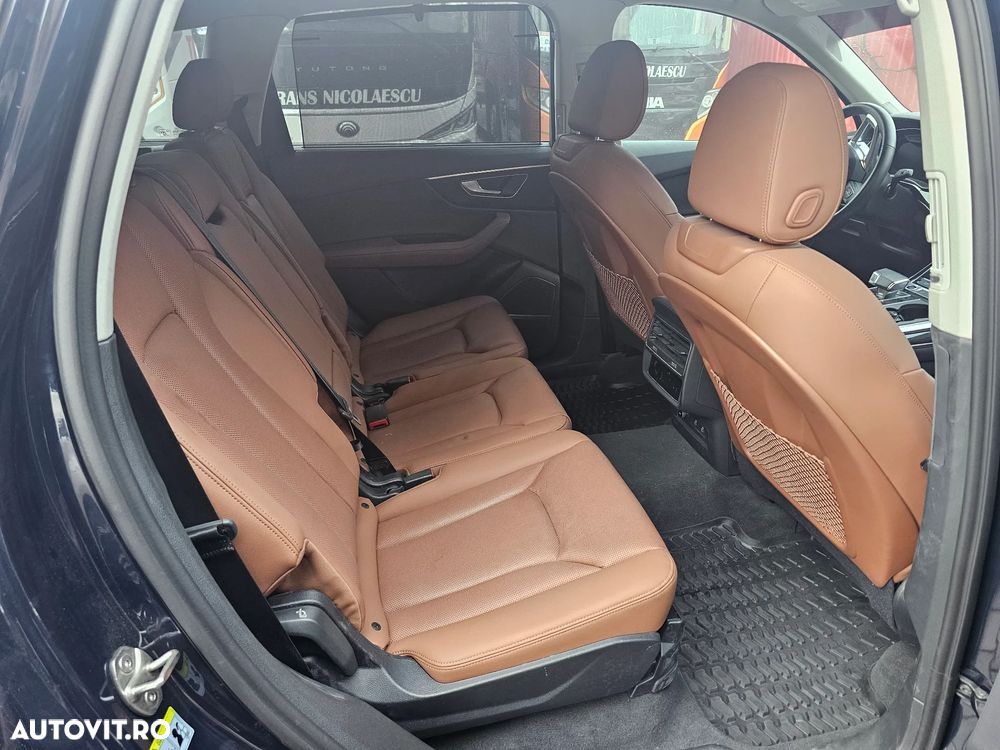 Audi Q7 55 TFSI quattro Tiptronic MHEV S Line - 26