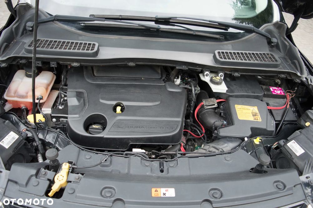 Ford Kuga 2.0 TDCi 2x4 Titanium - 31