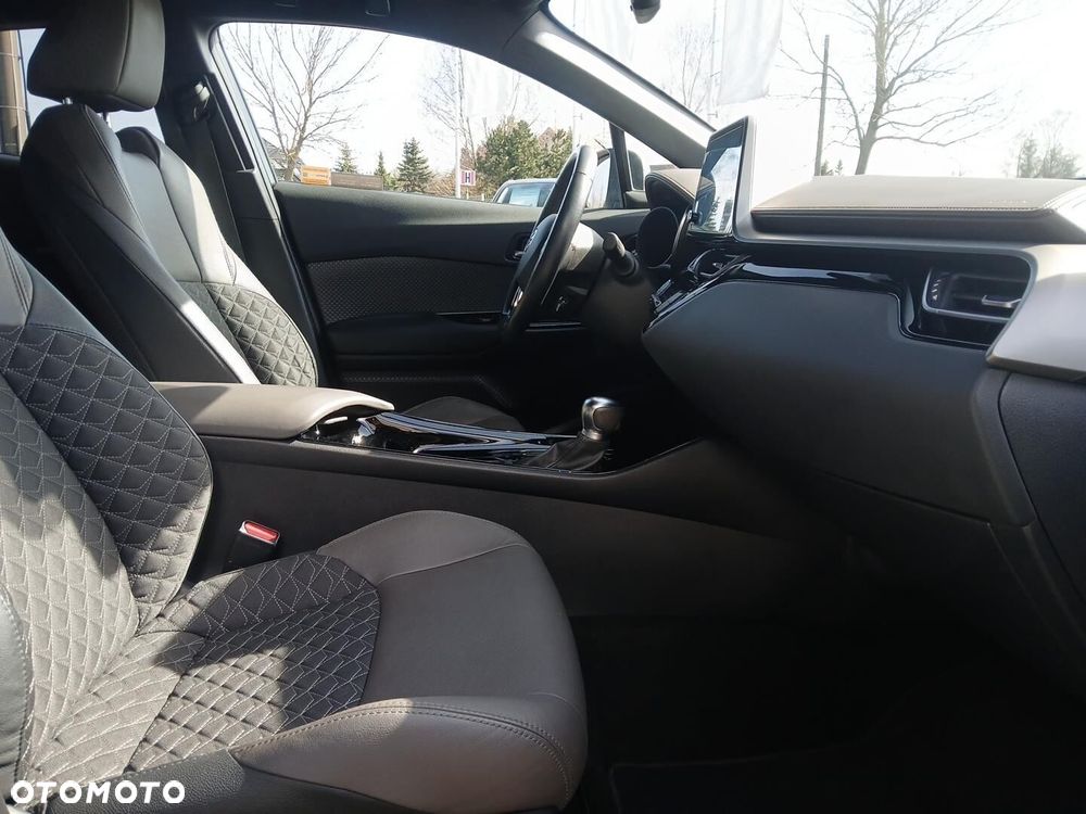 Toyota C-HR 2.0 Hybrid Executive - 10