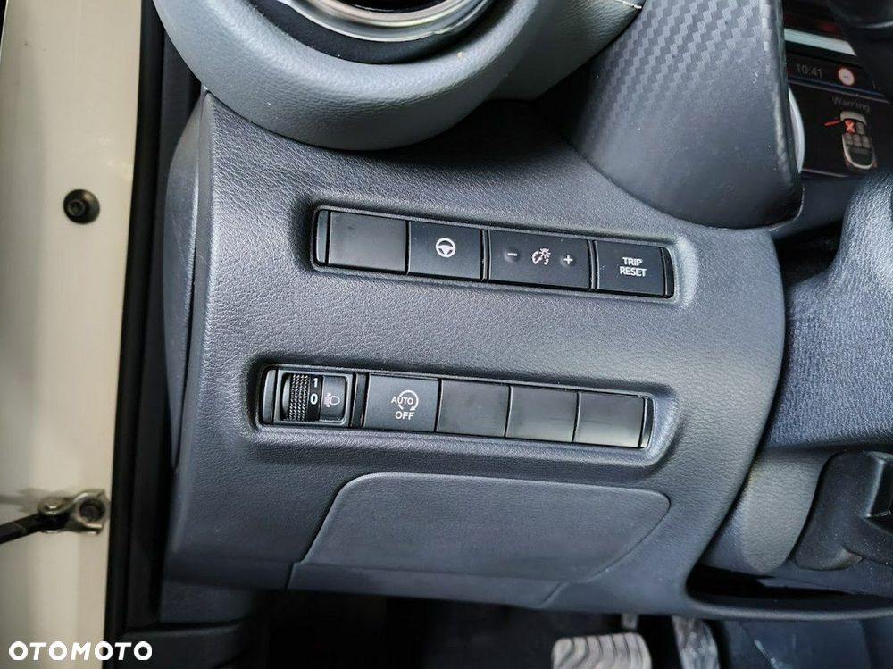 Nissan Juke DIG-T 117 DCT Tekna - 25