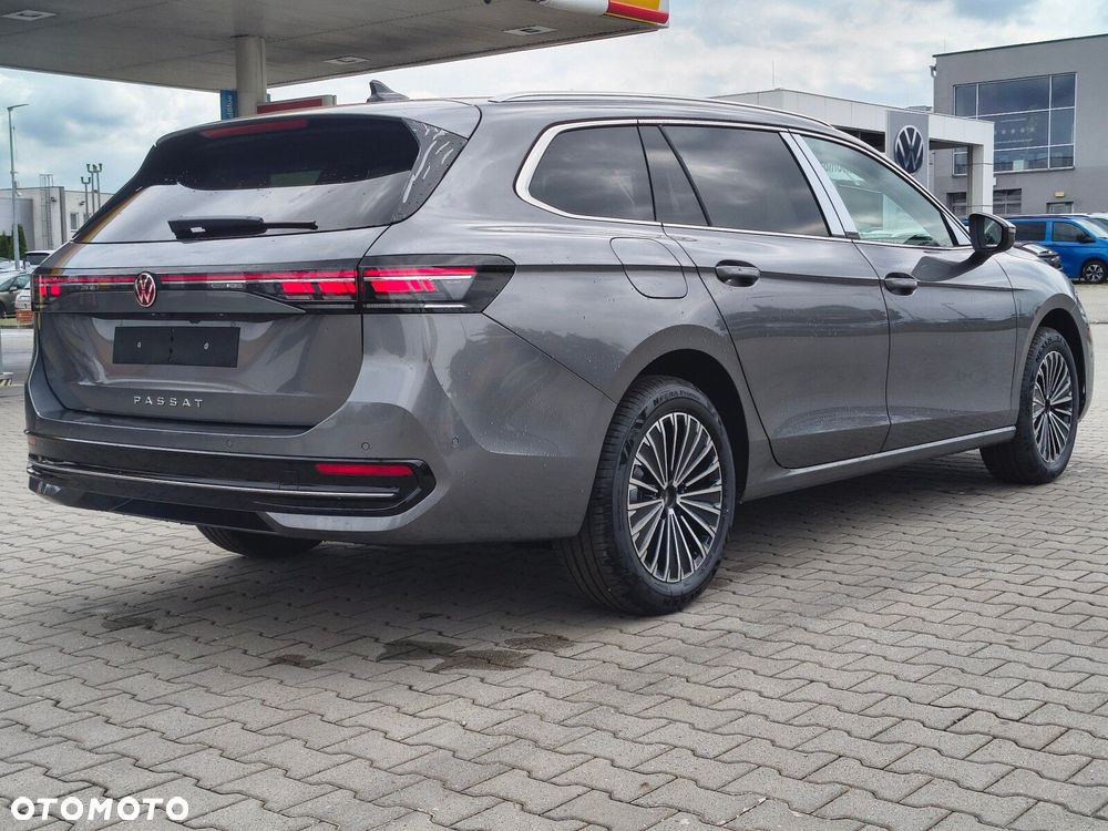 Volkswagen Passat - 8