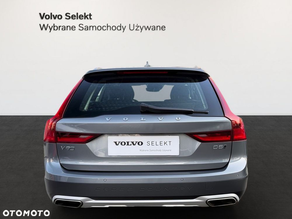 Volvo V90 Cross Country - 7