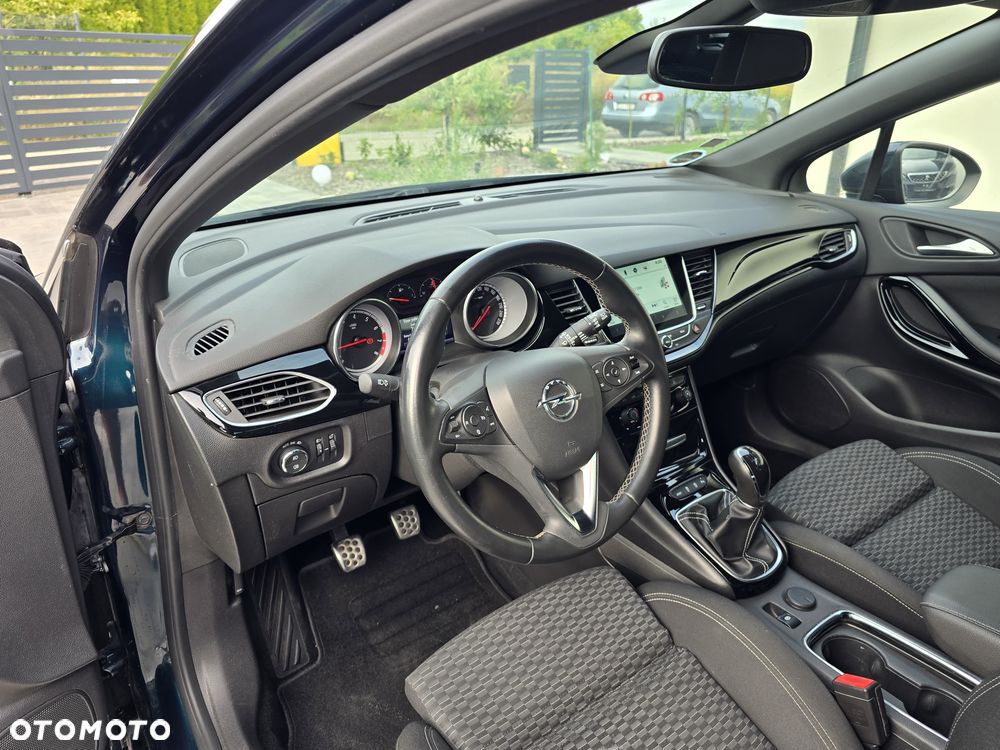 Opel Astra - 16