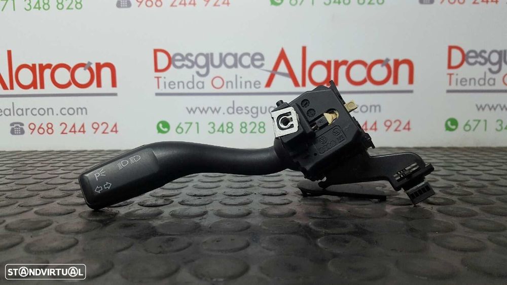 COMANDOS DOS PISCAS AUDI A3 (8P) 2.0 TDI ATTRACTION - 1