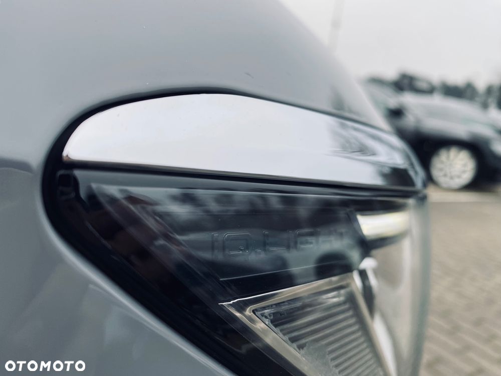 Volkswagen Passat Alltrack 2.0 TDI SCR DSG 4Motion - 25