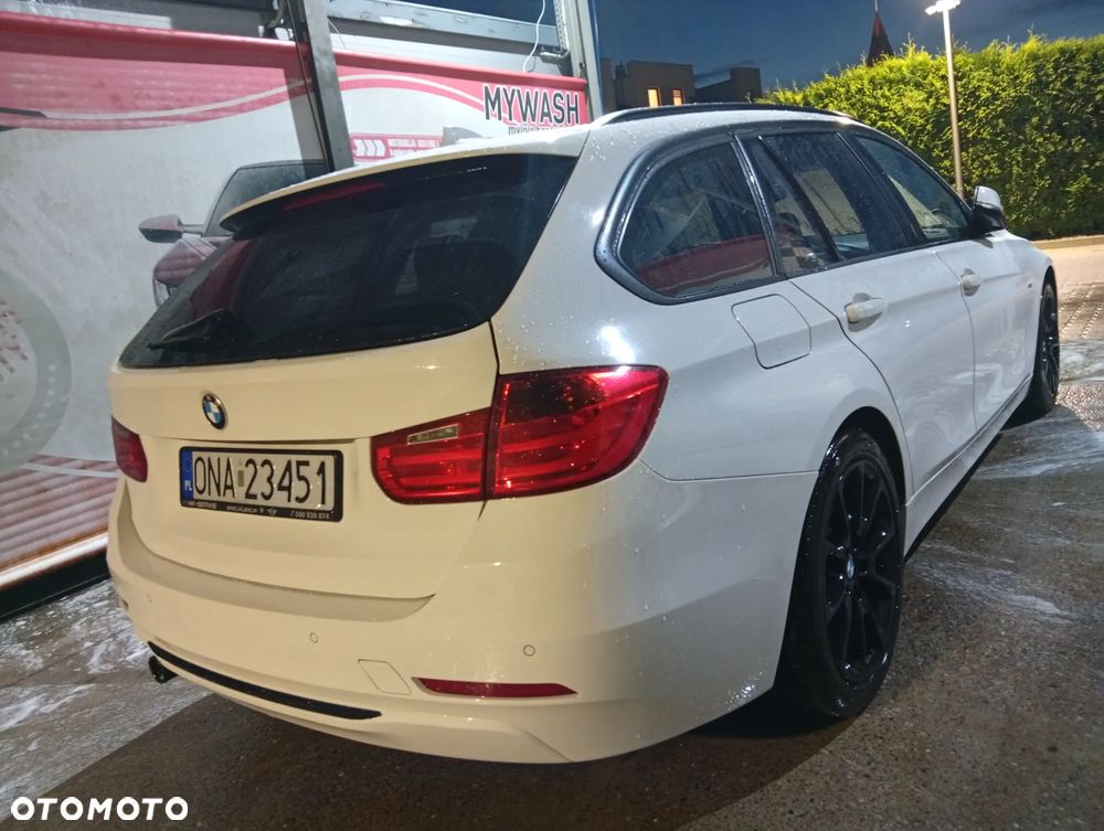 BMW Seria 3 320d Sport Line - 5
