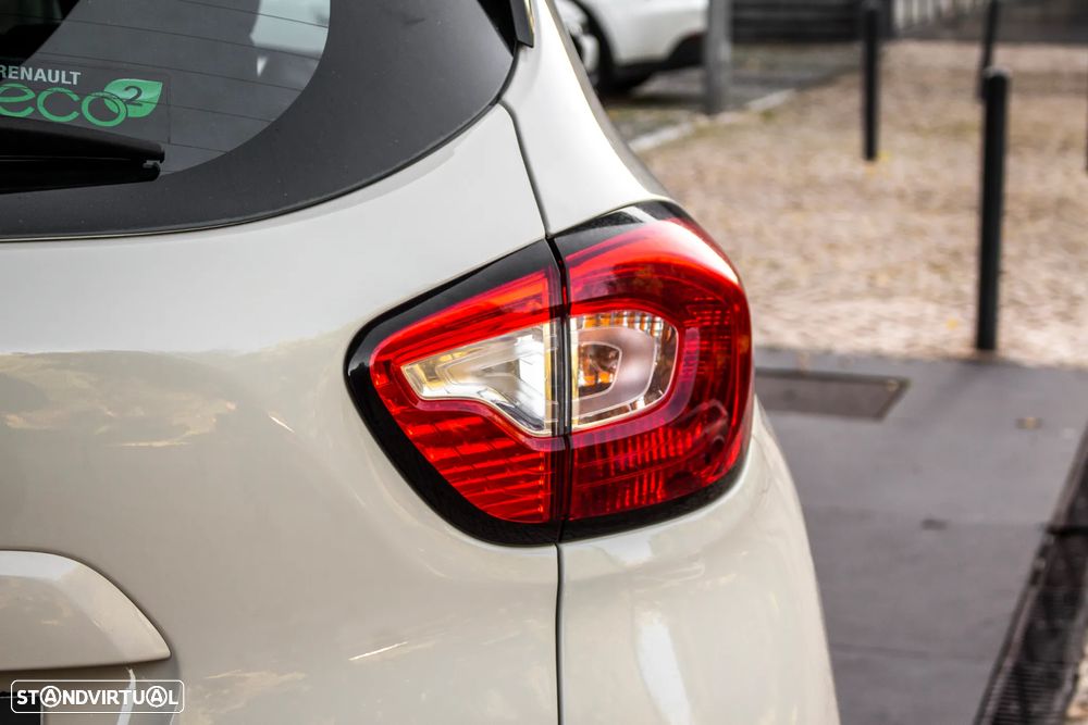 Renault Captur 1.5 dCi Exclusive - 11