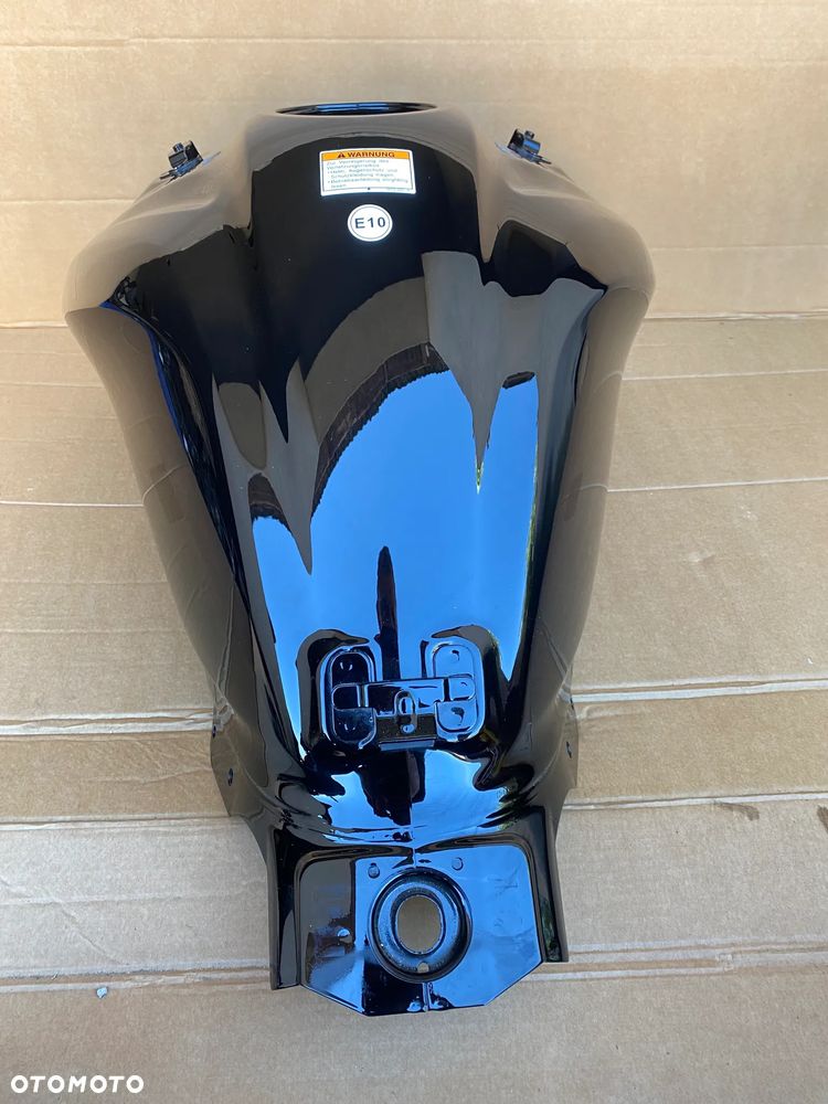 SUZUKI DL 650 V-STROM ZBIORNIK PALIWA BAK FUEL TANK ORYGINAŁ - 9