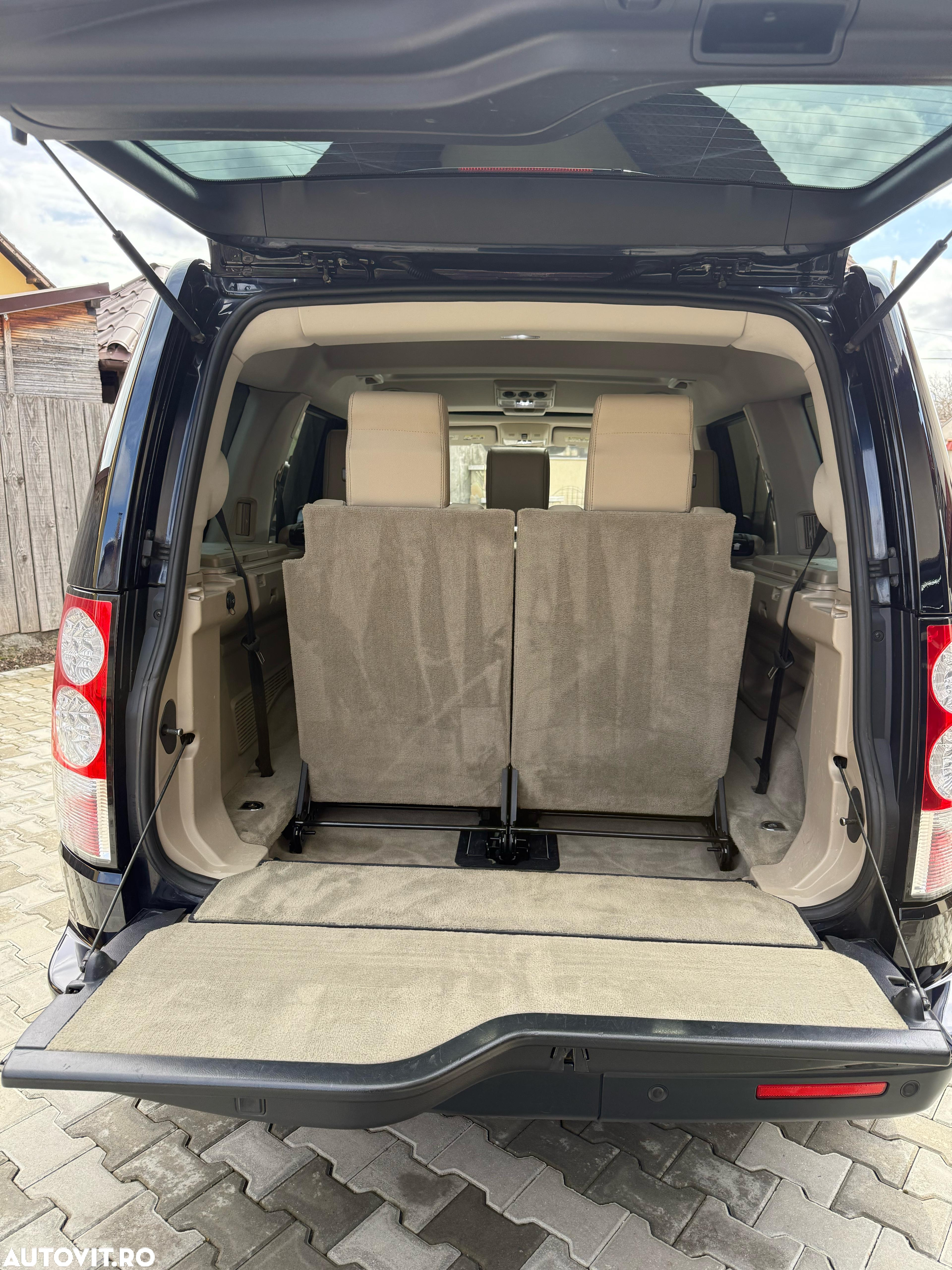 Land Rover Discovery 3.0 TD HSE Aut. - 18