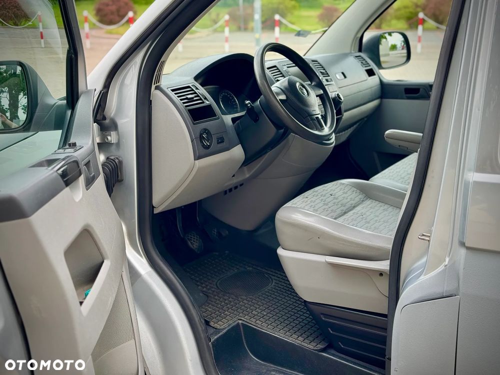 Volkswagen Transporter - 5