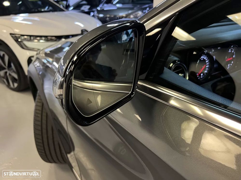 Mercedes-Benz E 220 d 4-Matic All Terrain Avantgarde + - 42