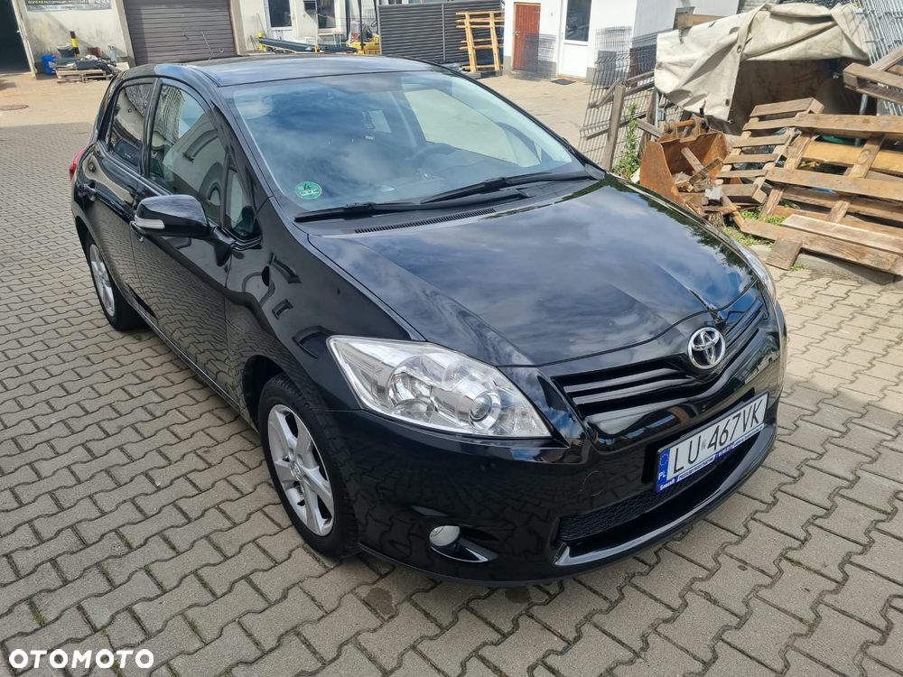 Toyota Auris 1.6 Premium + - 13