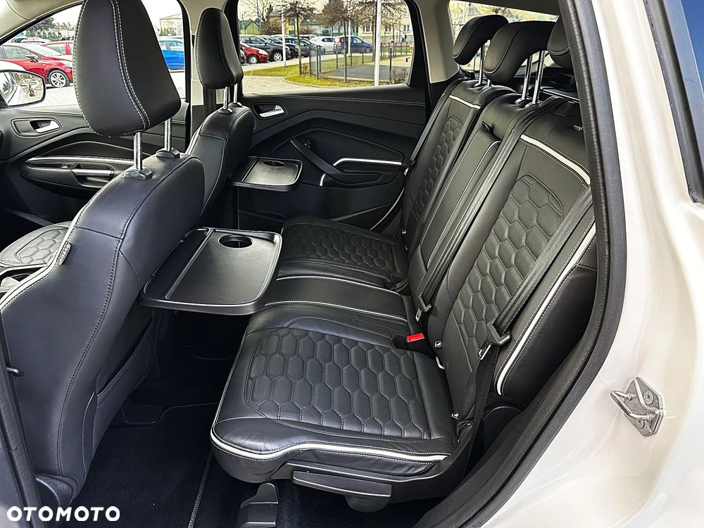 Ford Kuga - 22