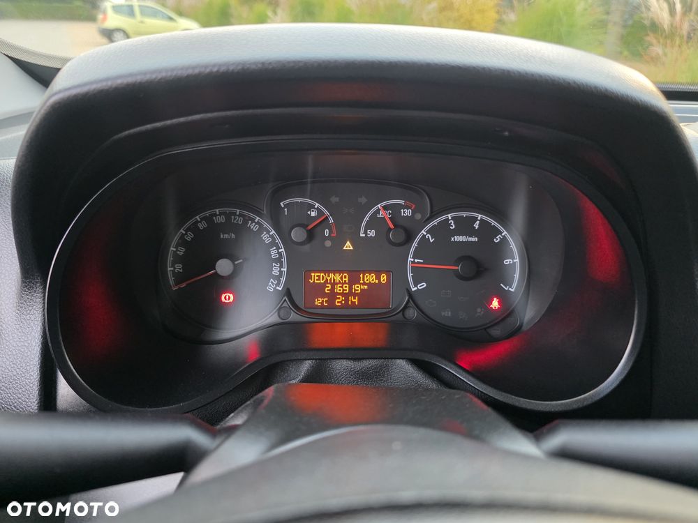 Opel Combo - 25