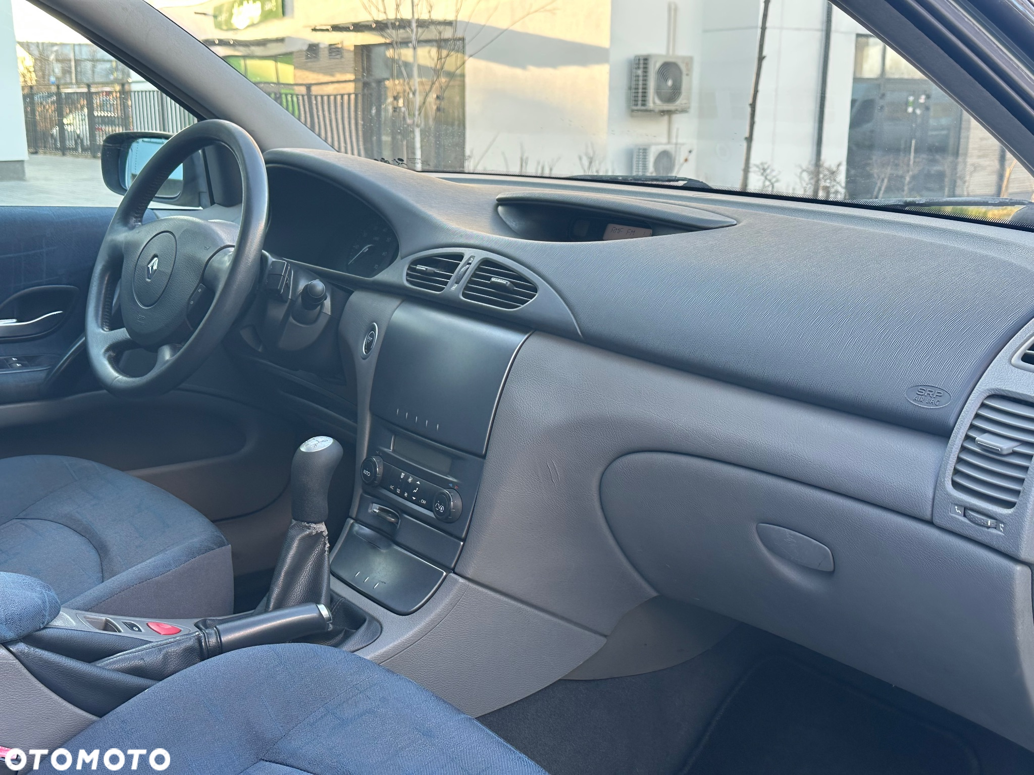 Renault Laguna 1.8 Alize - 10